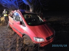 2015-01-18 - Trasa Brusy - Zalesie, samochód osobowy uderzył w drzewo