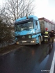Lamk - samochód ciężarowy wypadł z drogi