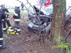 2013-11-30 - Trasa Brusy - Żabno, samochód osobowy uderzył w drzewo